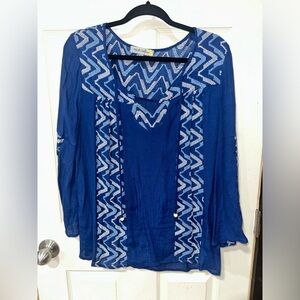 Figueroa & Fig Embroidered Top Large